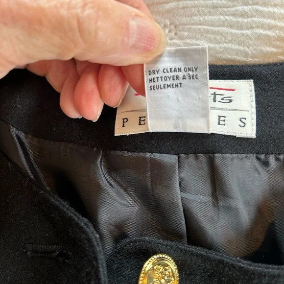 Talbots wool blazer black size 8P gold buttons - Picture 4 of 10